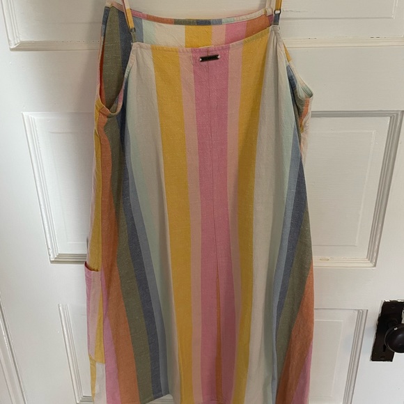 Billabong Shift Dress - Picture 2 of 4